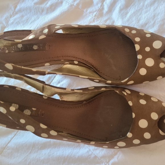 🤎Nine West Polka dot tan heels - Picture 2 of 7